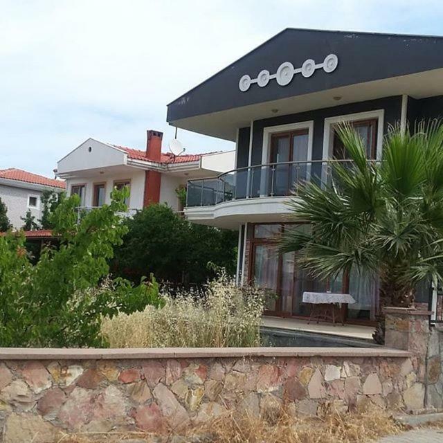 Ayvalik Camlik Villalari Екстер'єр фото